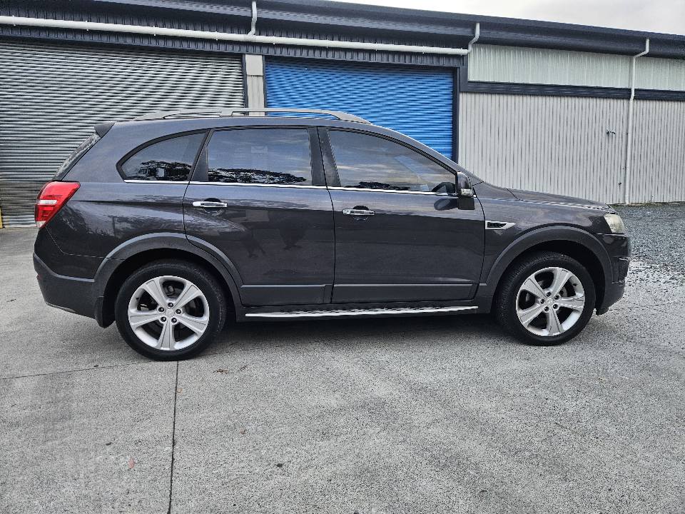 2013 Holden Captiva LTZ easy finance 5.jpg